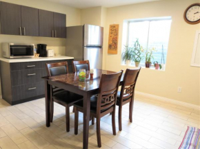 Entire Huge Basement! Fast Wifi! Private Entrance!